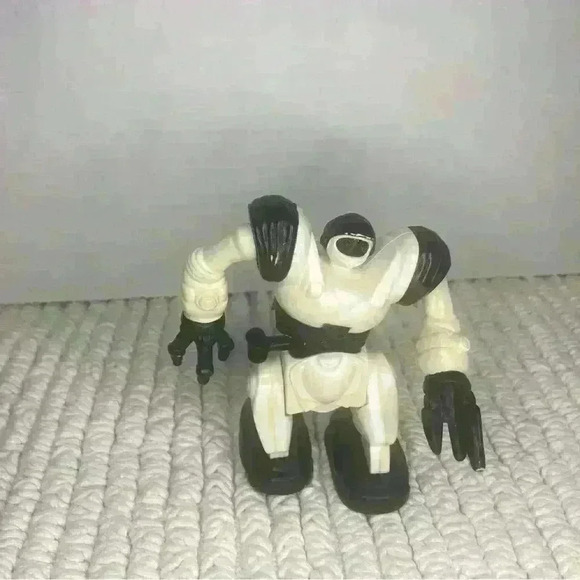 2007 McDONALDS Happy Meal TOYS ~ Wind-up "WOW WEE ROBOTICS" - Picture 1 of 3